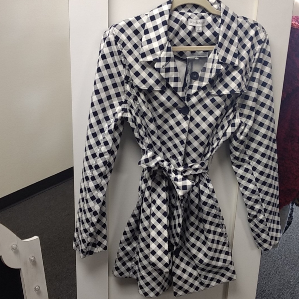 Last One! Kim Rogers Coat - Picture 8 of 10